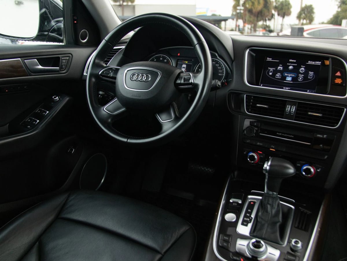 Used 2016 Audi Q5 2.0T Premium Plus w/ Technology Package AWD/4WD image 26