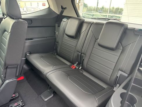 New 2026 Volkswagen Atlas SEL image 24