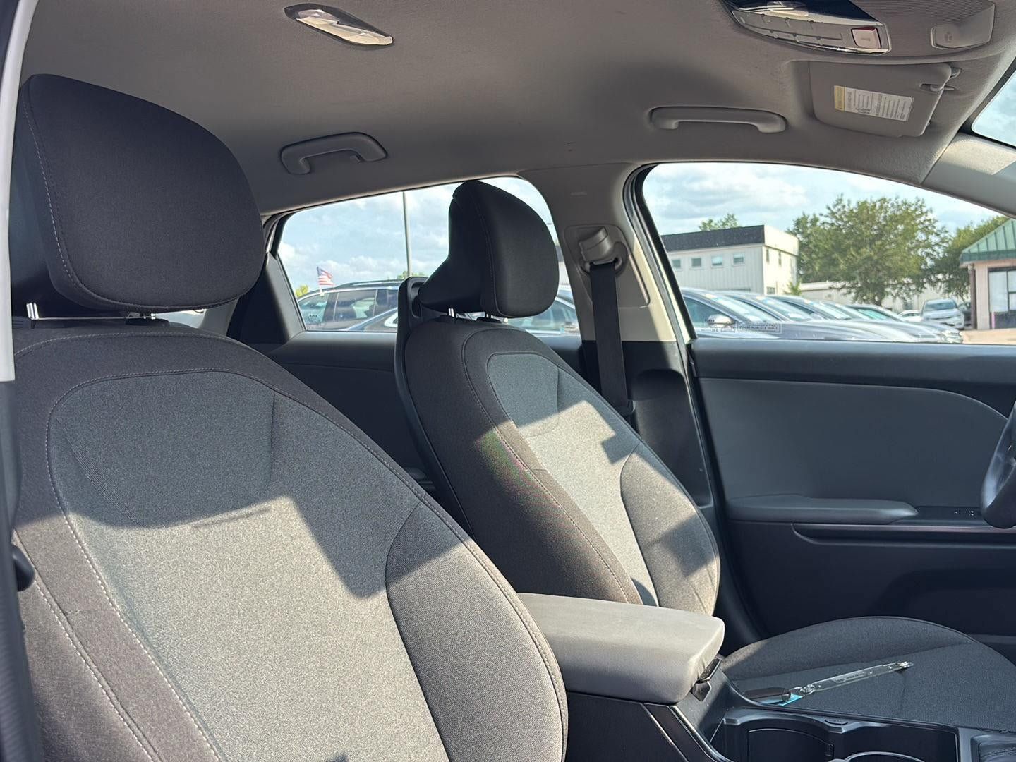 Used 2025 Kia K4 FWD image 27