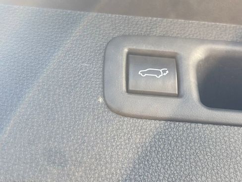 Used 2021 Toyota Highlander Platinum image 34