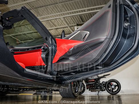 Used 2021 Chevrolet Corvette Stingray Premium Conv w/ Z51 Performance Package RWD image 94