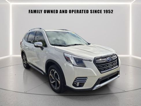 Certified 2023 Subaru Forester Touring w/ Popular Package #2 AWD/4WD image 2