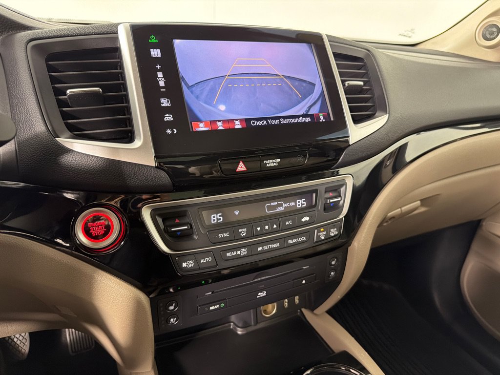 Used 2016 Honda Pilot Elite image 15