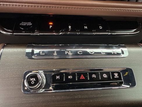 New 2025 Lincoln Aviator Reserve w/ Equipment Group 201A image 29