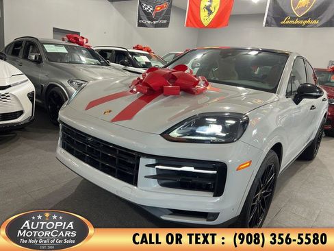 Used 2025 Porsche Cayenne S AWD/4WD image 50