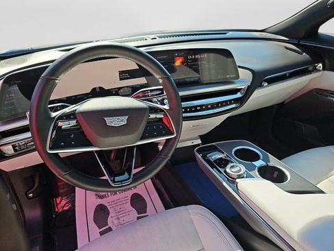 Used 2024 Cadillac Lyriq Luxury RWD image 20