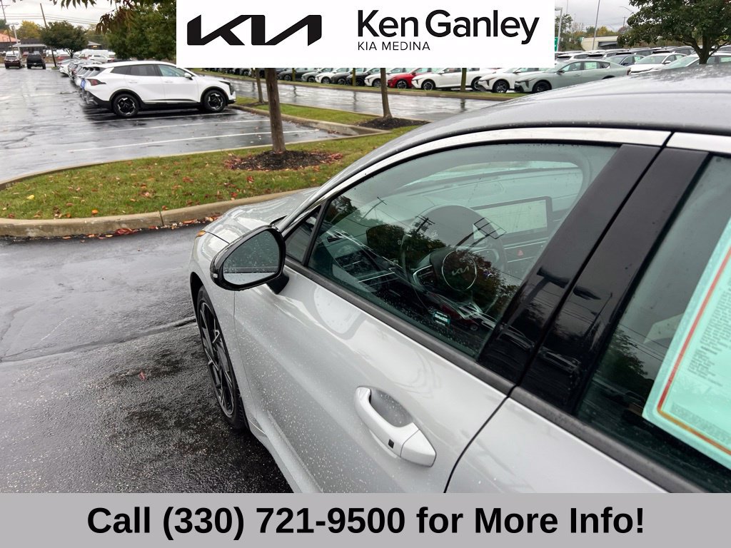 Certified 2025 Kia K5 GT-Line AWD/4WD image 23