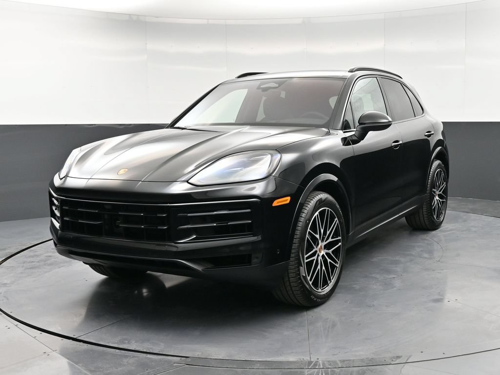 Certified 2026 Porsche Cayenne AWD/4WD image 1
