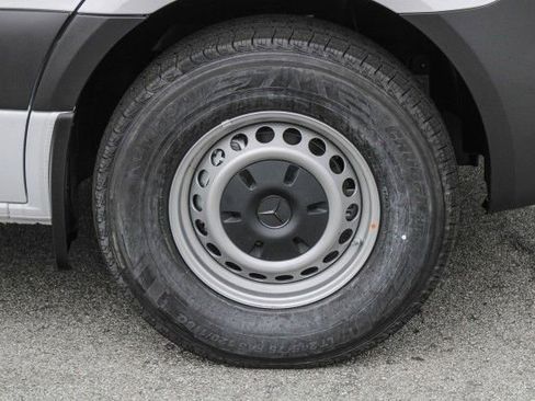 New 2025 Mercedes-Benz Sprinter 2500 image 11