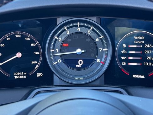 Used 2022 Porsche 911 Carrera S image 32