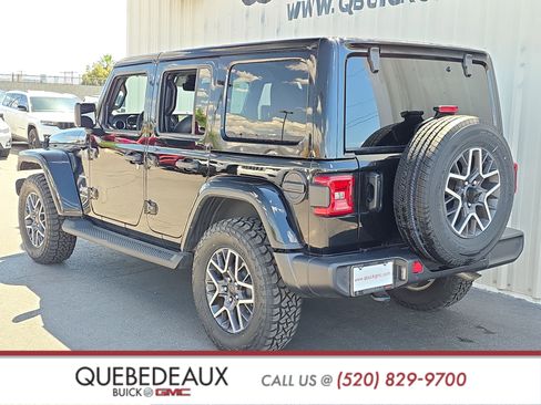 Used 2024 Jeep Wrangler Sahara w/ Technology Group image 5