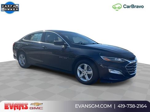 Certified 2022 Chevrolet Malibu LS image 1
