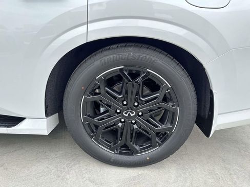 New 2026 INFINITI QX80 4WD w/ Sport Exterior Package image 5