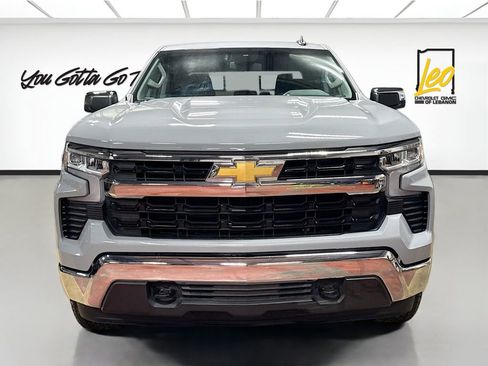 Used 2024 Chevrolet Silverado 1500 LT image 2