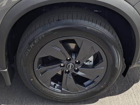New 2026 Nissan Rogue SV FWD image 7