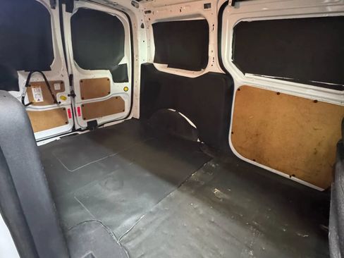 Used 2014 Ford Transit Connect XL FWD image 21