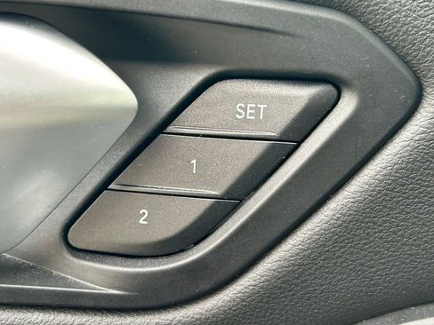 Used 2025 BMW 330i xDrive Sedan AWD/4WD image 26