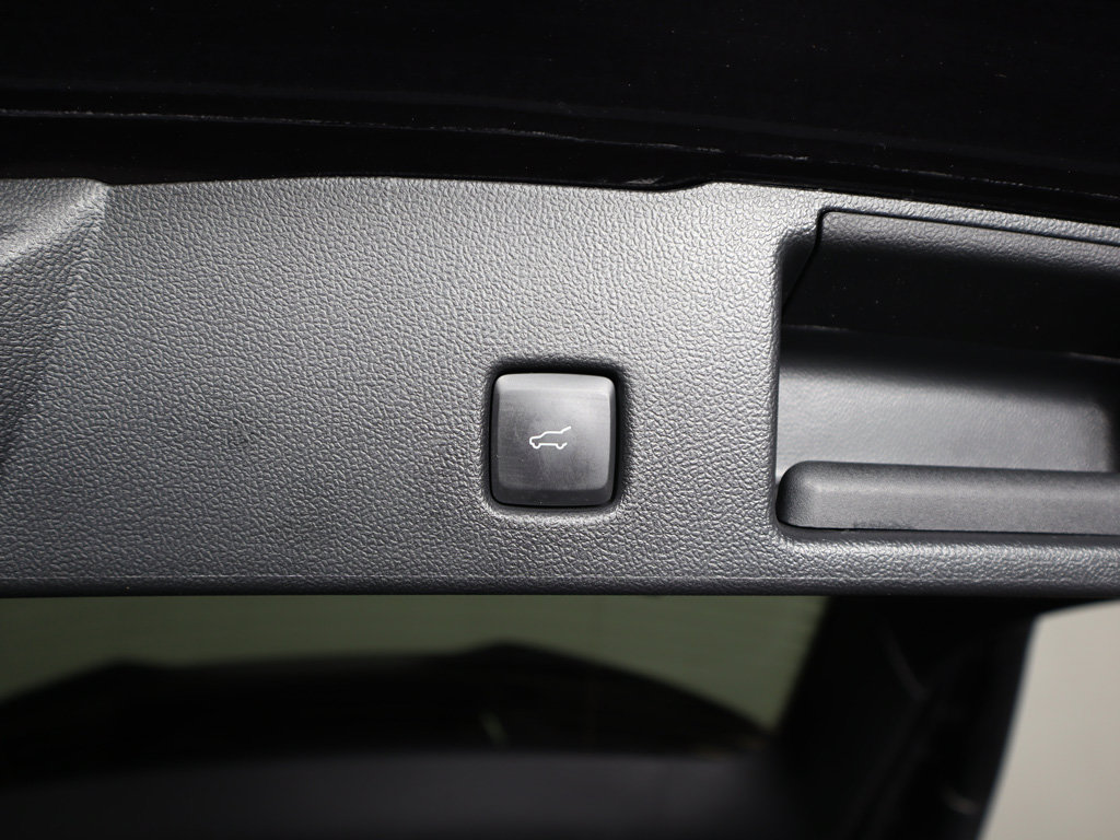 Used 2023 Ford Escape ST-Line w/ Tech Pack #1 FWD image 20