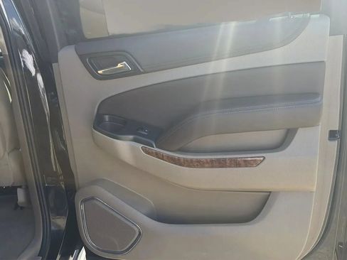Used 2016 Chevrolet Suburban LTZ AWD/4WD image 42