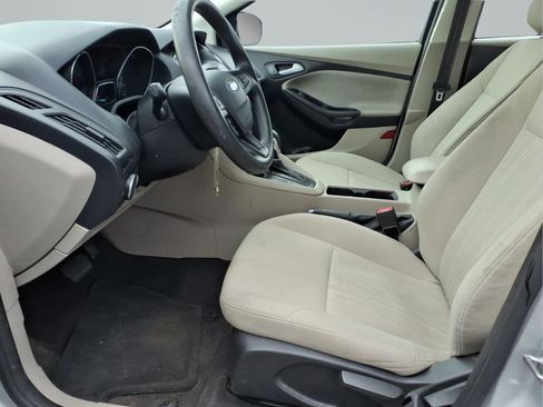 Used 2018 Ford Focus SE image 23