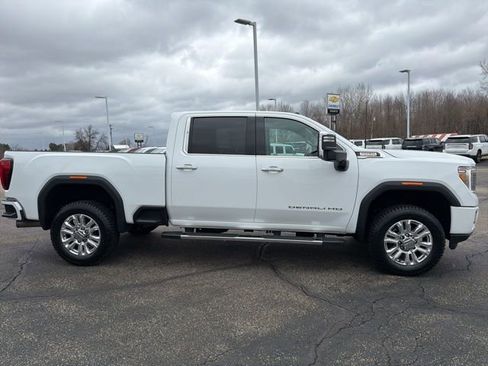 Used 2023 GMC Sierra 2500 Denali image 2
