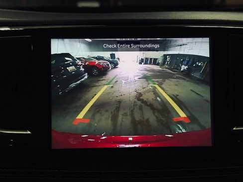 Used 2025 Chrysler Pacifica Limited FWD image 45
