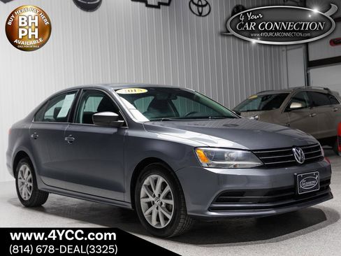 Used 2015 Volkswagen Jetta SE image 1