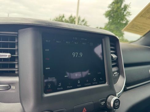 Used 2019 RAM 1500 Big Horn RWD image 18