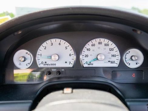 Used 2004 Ford Thunderbird RWD image 35