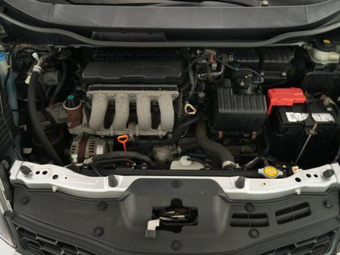 Used 2013 Honda Fit Sport image 41