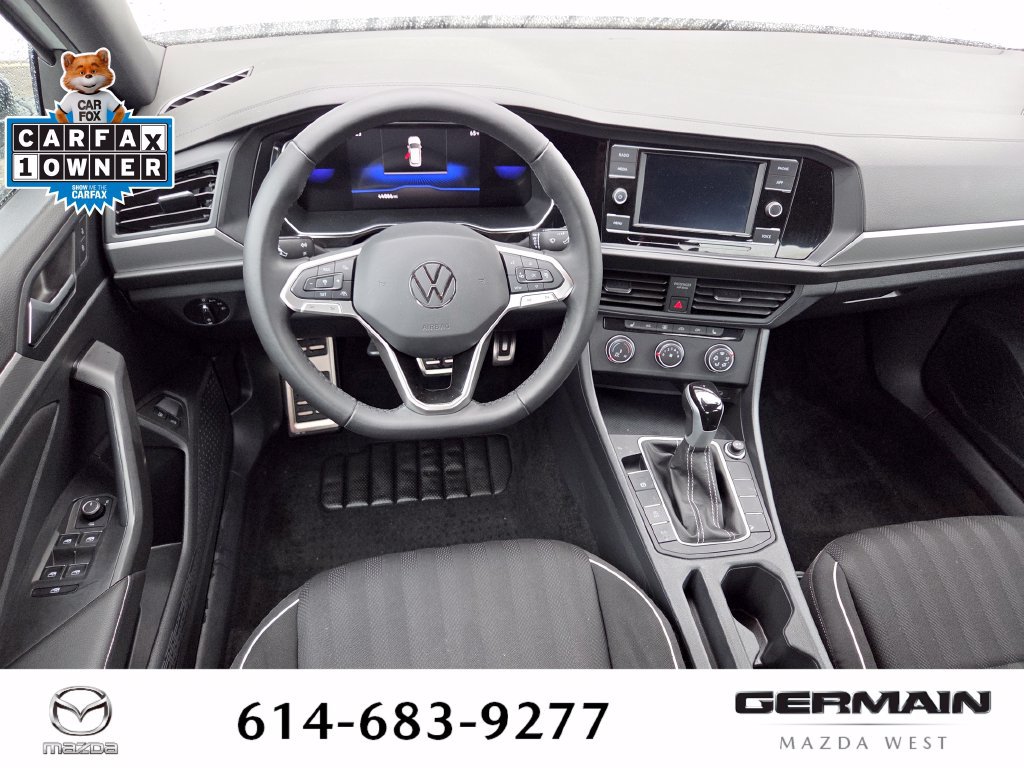 Used 2024 Volkswagen Jetta Sport FWD image 16