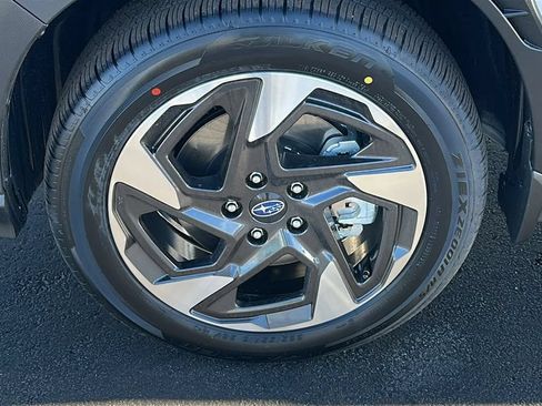 New 2026 Subaru Crosstrek 2.5i Limited w/ Crosstrek Mirror Package AWD/4WD image 9