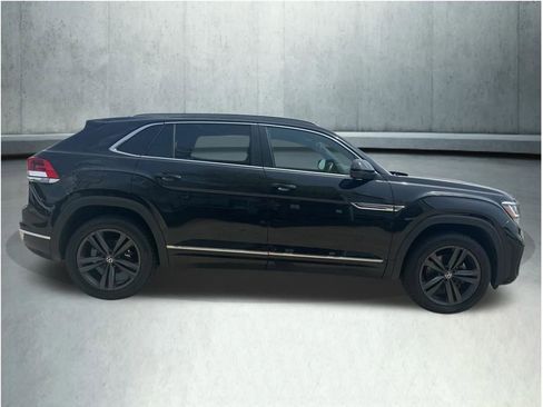 Used 2022 Volkswagen Atlas Cross Sport SEL R-Line AWD/4WD image 6