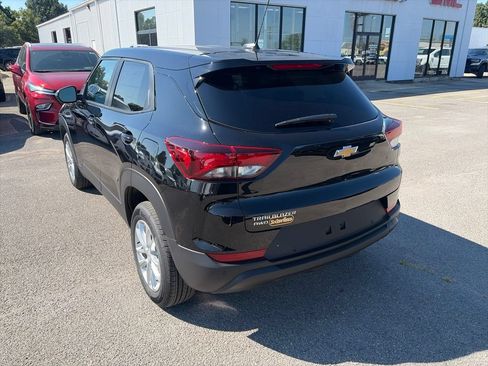 New 2026 Chevrolet TrailBlazer LS w/ LS Convenience Package AWD/4WD image 5