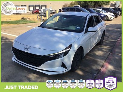 Used 2022 Hyundai Elantra SEL w/ Convenience Package
