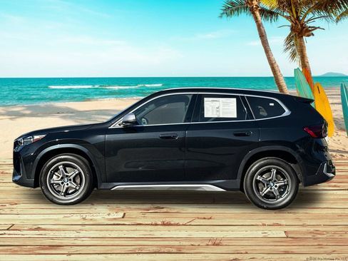 Used 2024 BMW X1 xDrive28i w/ Convenience Package AWD/4WD image 3