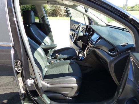 Used 2020 Buick Encore Preferred w/ Safety Package FWD image 41