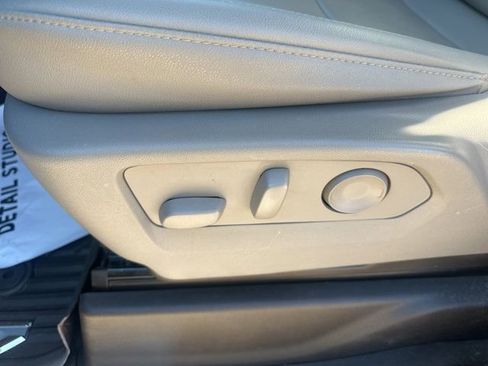 Used 2024 Chevrolet Silverado 1500 LTZ image 14