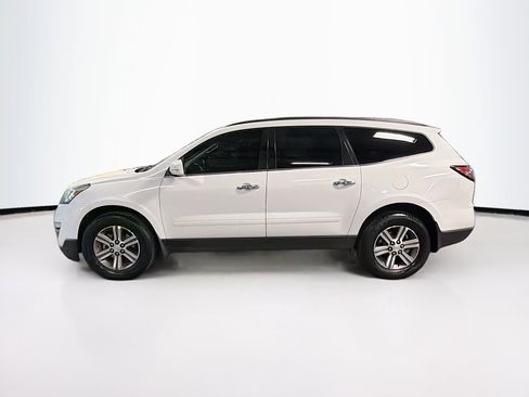 Used 2017 Chevrolet Traverse LT image 4