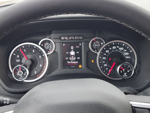 New 2026 RAM 2500 Lone Star AWD/4WD image 14