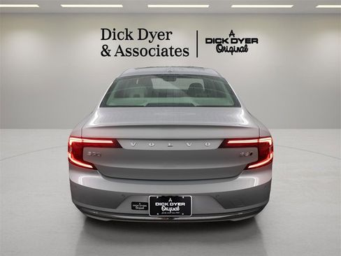 Certified 2025 Volvo S90 B6 Ultra image 2