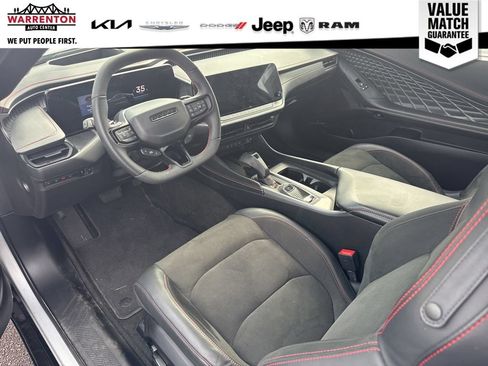 Used 2024 Dodge Charger Daytona Scat Pack w/ Plus Group AWD/4WD image 10
