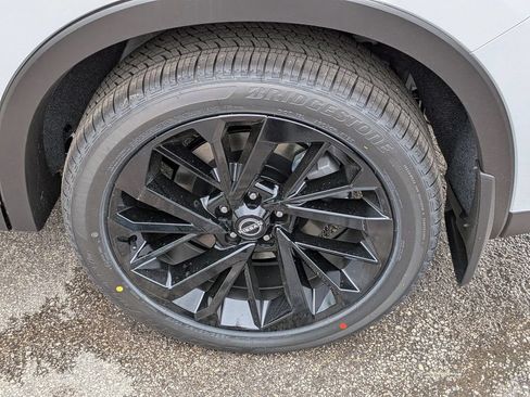 New 2026 Nissan Rogue SL AWD/4WD image 12