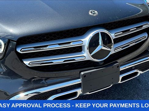 Used 2021 Mercedes-Benz GLC 300 w/ Premium Package image 41