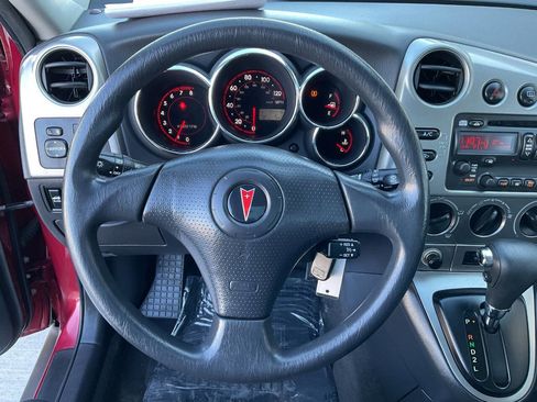 Used 2008 Pontiac Vibe Base 4dr Wagon w/ Preferred Package image 17