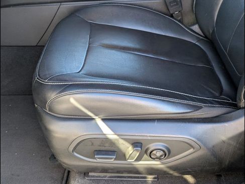 Used 2021 Jeep Grand Cherokee L Limited image 11