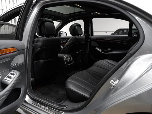 Used 2014 Mercedes-Benz S 550 Sedan image 48