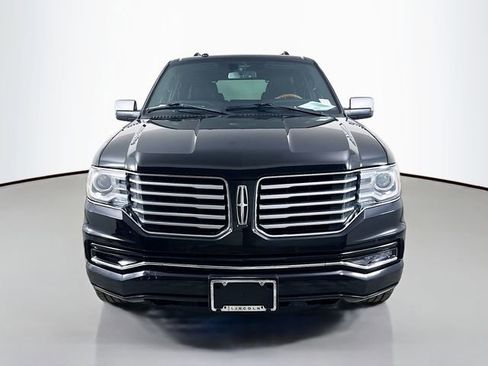 Used 2016 Lincoln Navigator L Reserve image 2