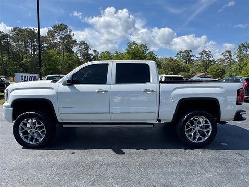 Used 2017 GMC Sierra 1500 Denali w/ Denali Ultimate Package image 5