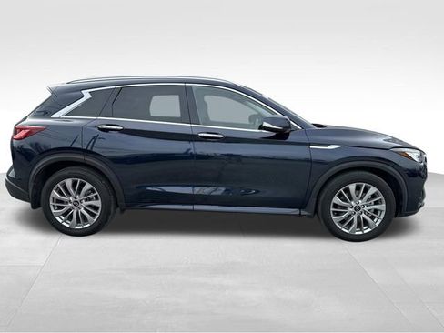 Used 2023 INFINITI QX50 Luxe image 2